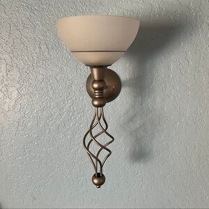 Vintage PartyLite Grand Paragon Frosted Wall Sconce